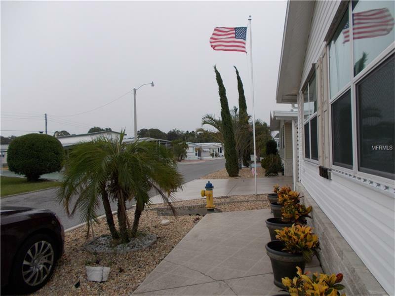 Property Photo:  1708 Iowa Avenue  FL 34207 