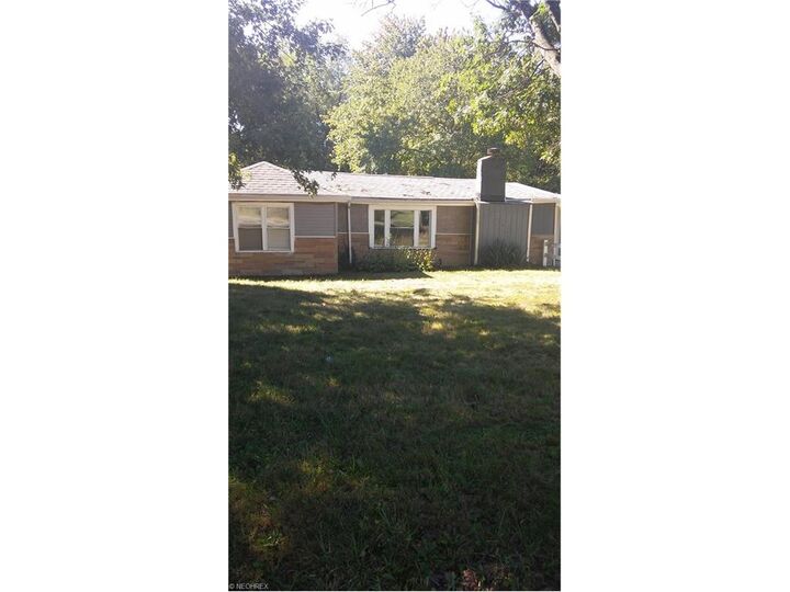 2064 Beach Drive  Akron OH 44312 photo