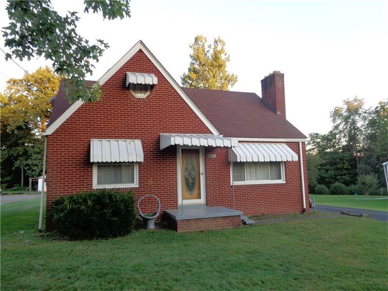 Property Photo: 1040 Main Street PA 16226