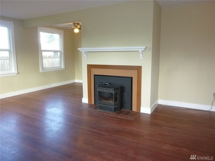 Property Photo:  510 SW 138th St  WA 98166 