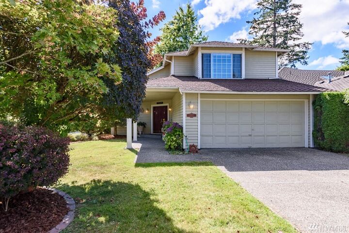 Property Photo:  24307 SE 40th Place  WA 98029 