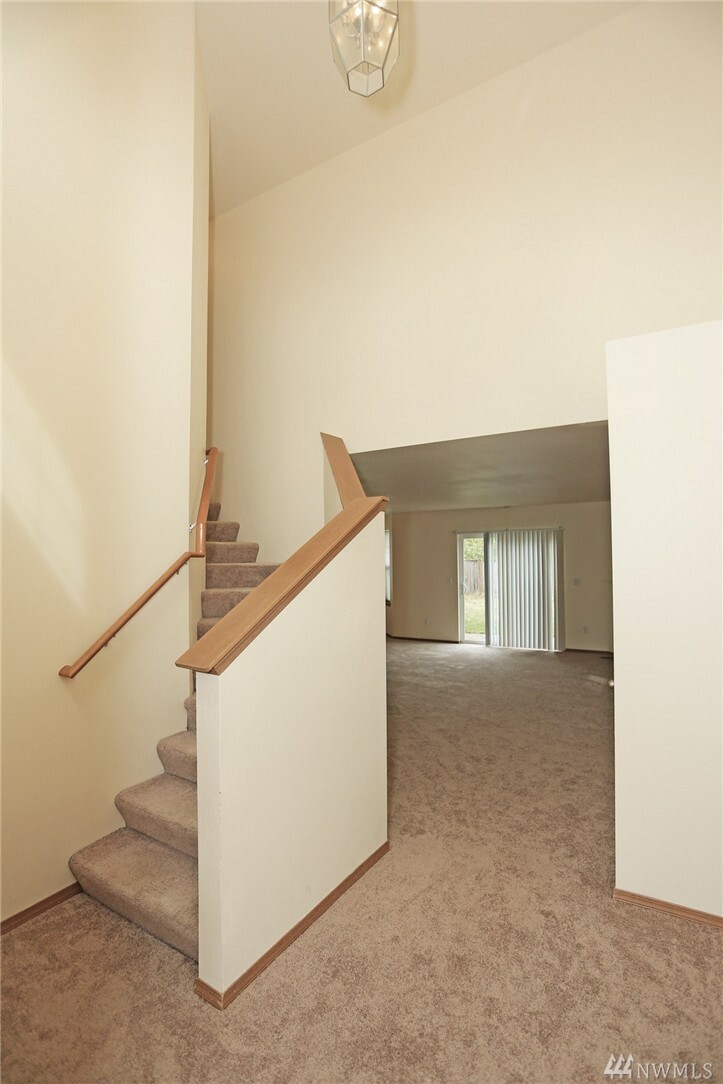 Property Photo:  4927 106th St NE  WA 98270 