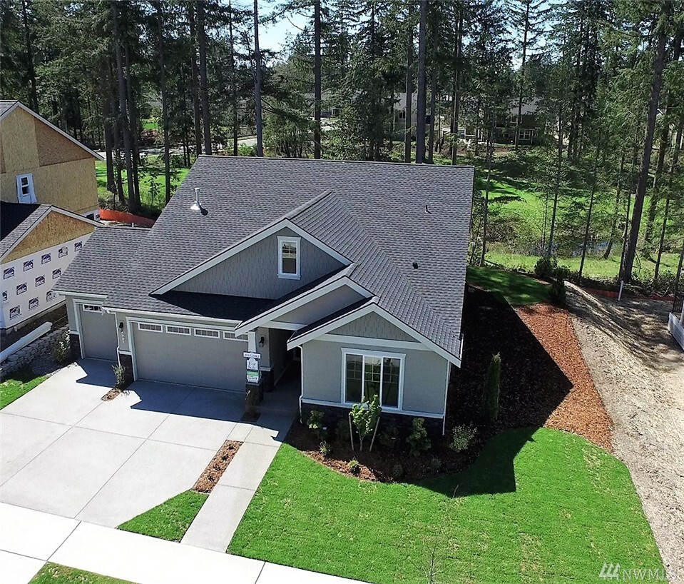 Property Photo:  4227 Bogey Dr NE  WA 98516 