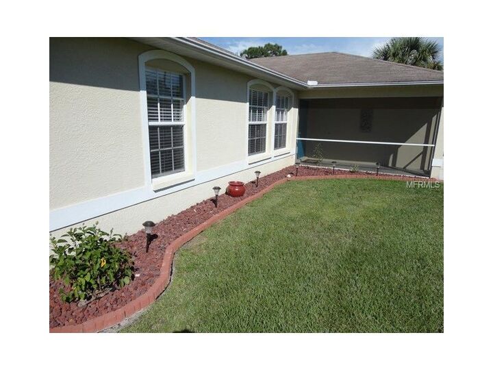 Property Photo:  2542 Nanette Lane  FL 34286 