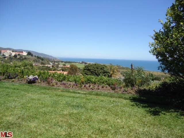 Property Photo: 24738 Vantage Point Ter CA 90265