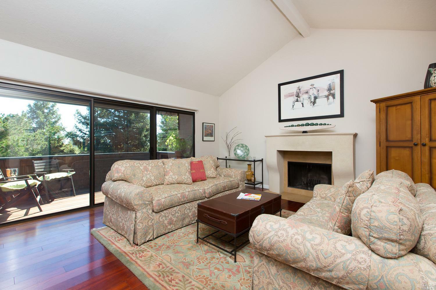 Property Photo: 5 Escalle Lane CA 94939