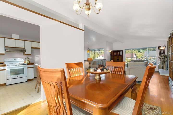 Property Photo:  9625 58th Ave S  WA 98118 