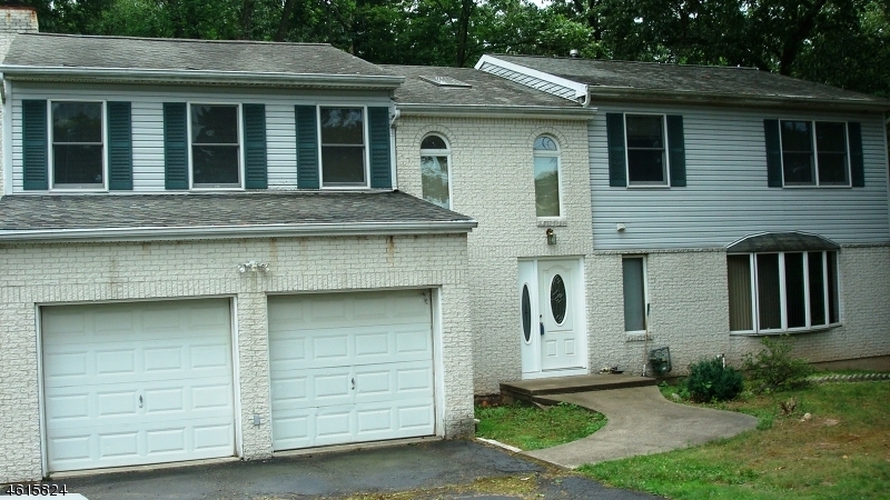 Property Photo: 537 Van Emburgh Ave NJ 07676