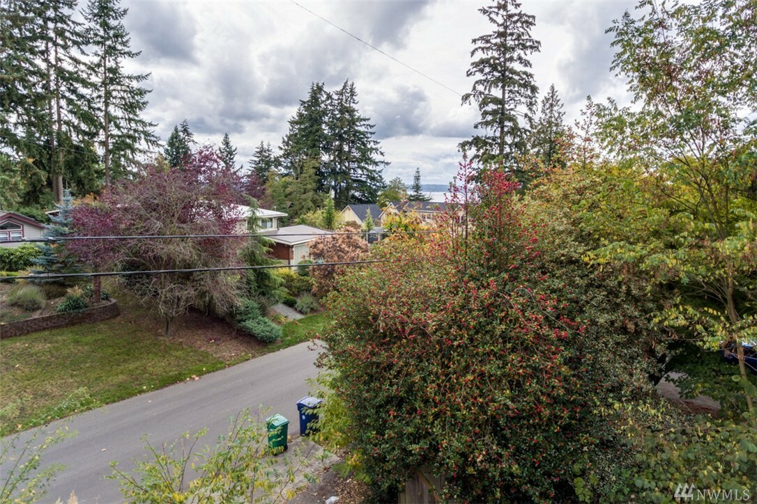 Property Photo: 11416 NE 92nd St WA 98033