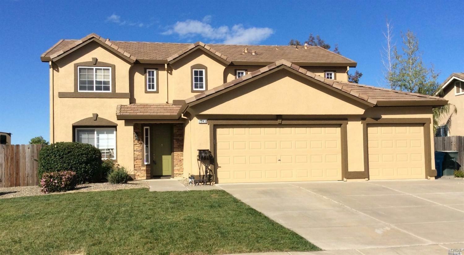 Property Photo:  2043 Cloudcrest Court  CA 95687 