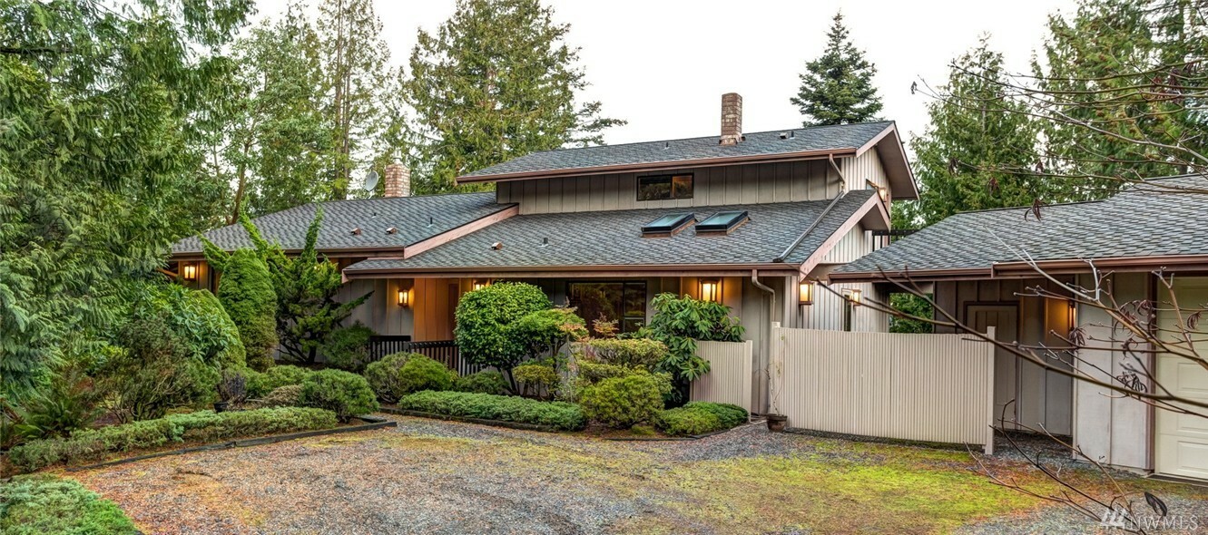 Property Photo:  244 Chuckanut Point Rd  WA 98229 