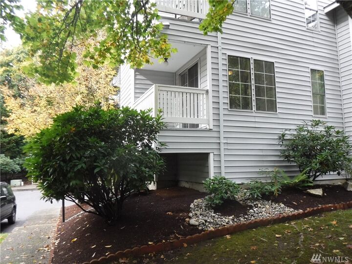 Property Photo: 7603 Concord Lane NE D101 WA 98311