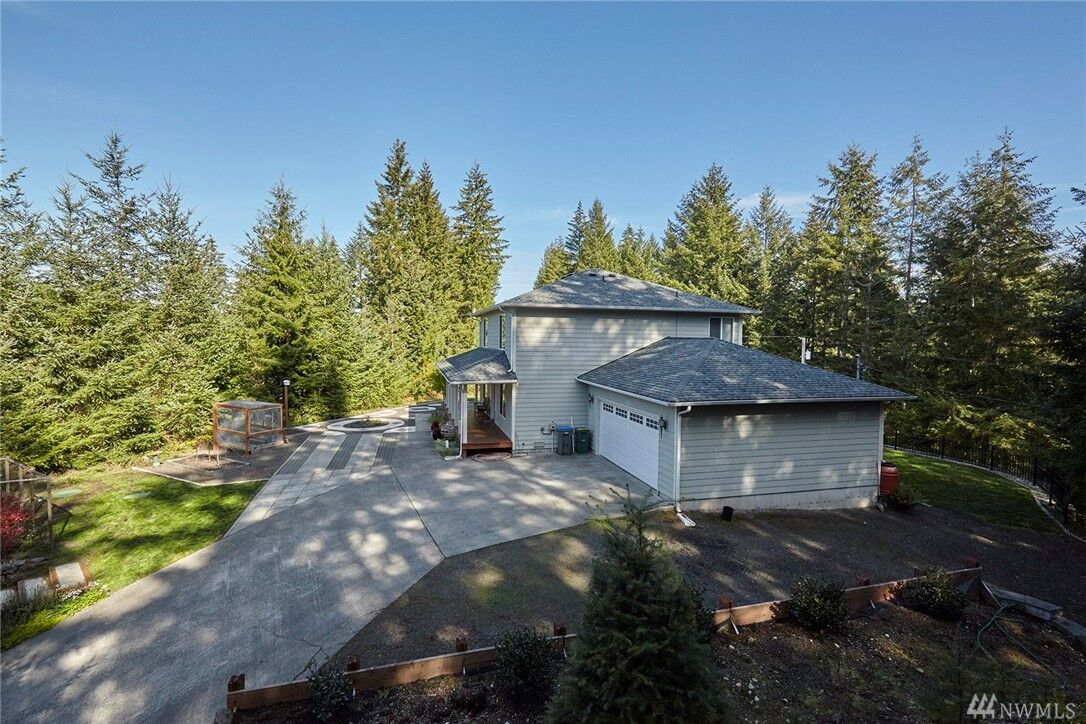 Property Photo:  13860  Wye Lake Boulevard SW  WA 98367