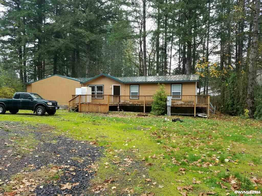 Property Photo:  601  Santiam Hwy W  OR 97346 