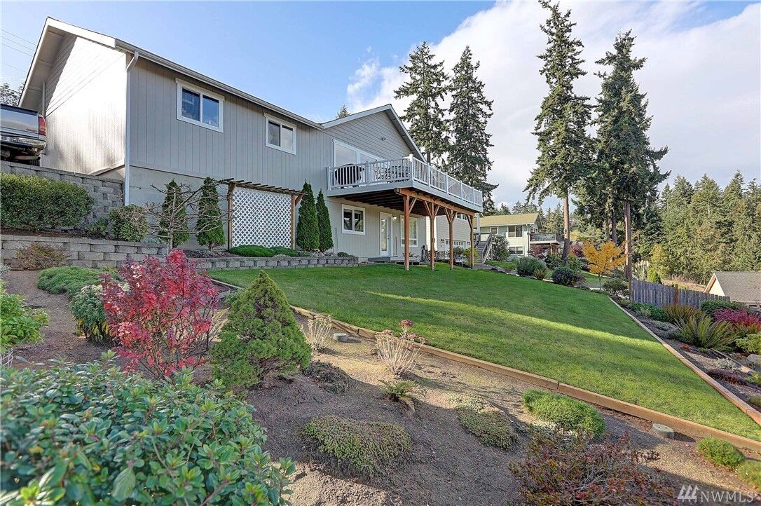 Property Photo: 1251 SE Camano Dr WA 98282