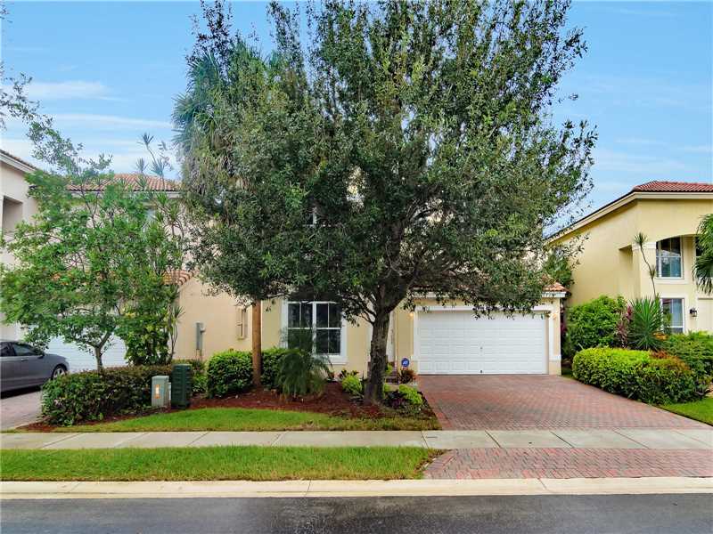 1772 NW 78th Ave  Pembroke Pines FL 33024 photo
