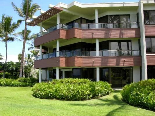 Property Photo: 68-1050 Mauna Lani Point Dr D204 HI 96743