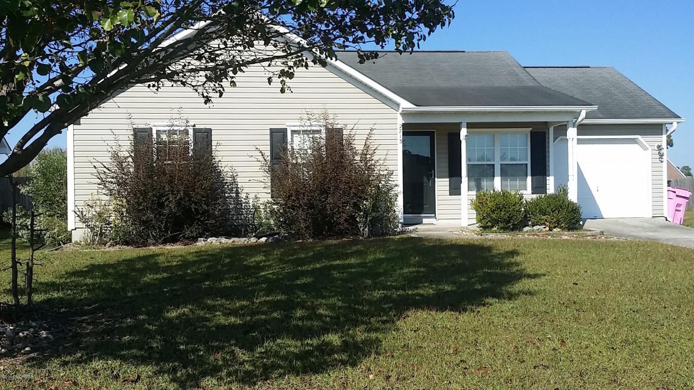 Property Photo:  2713 Valor Drive  NC 28411 