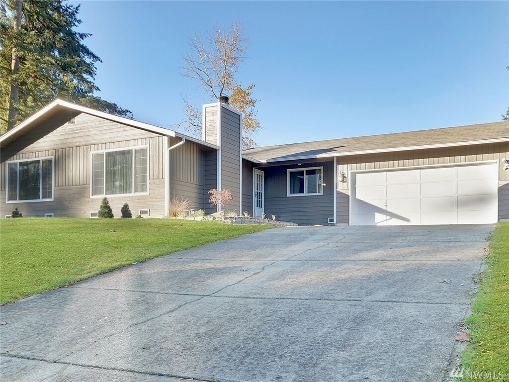 Property Photo:  1921 164th St E  WA 98387 