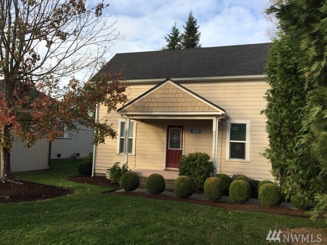 Property Photo: 18391 Cascade St WA 98273