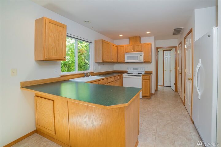 Property Photo:  11403 20th St NE  WA 98258 