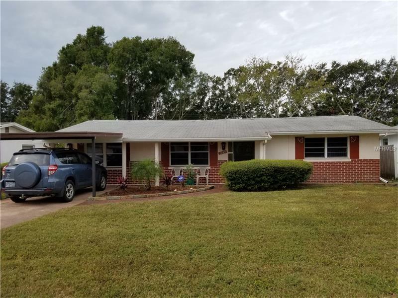 Property Photo:  2039 Telogia Court  FL 34690 