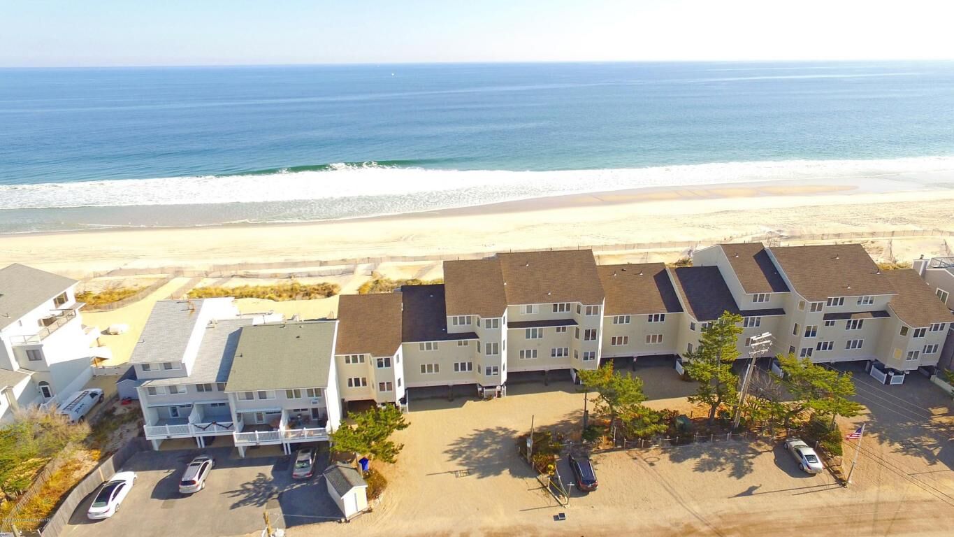 Property Photo: 15 Dune Terrace NJ 08751