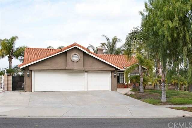 Property Photo:  1311 Garden Circle  CA 92882 