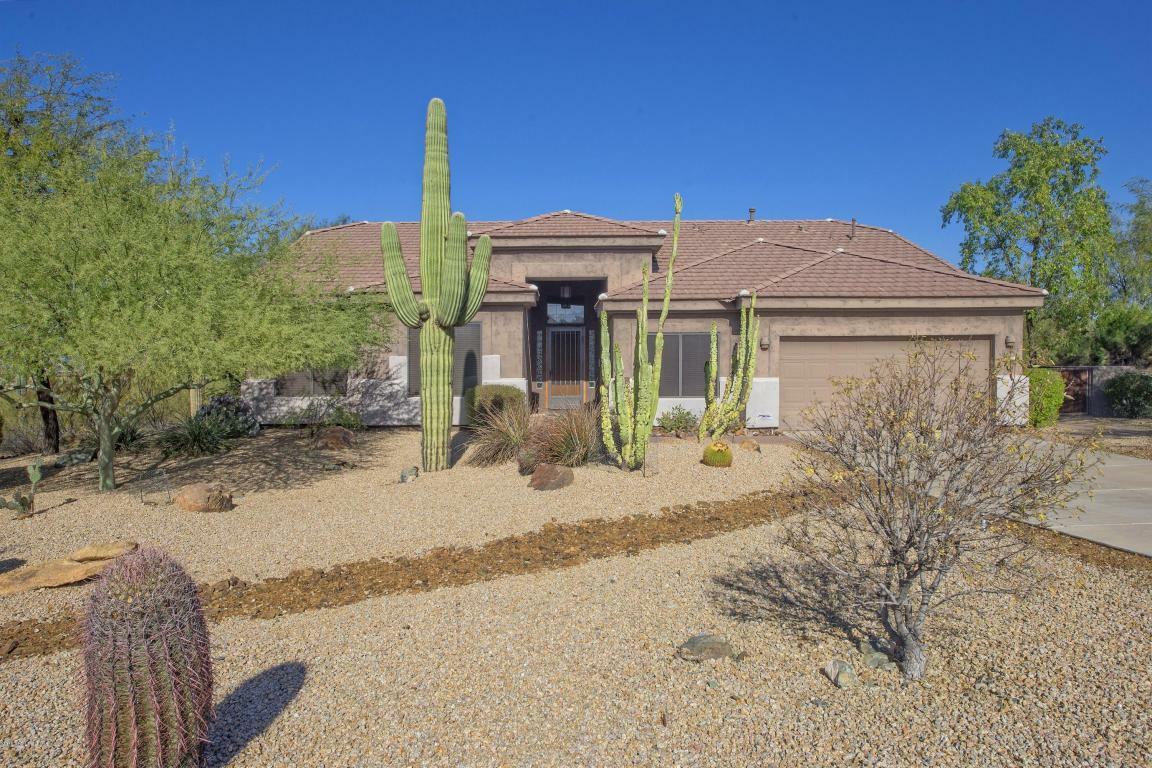 Property Photo:  24 E Sagebrush Drive  AZ 85085 