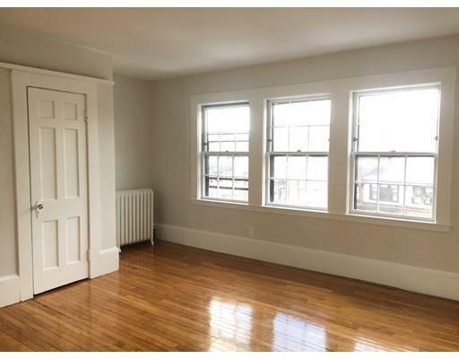 Property Photo: 81 Mount Vernon Street 10 MA 02108