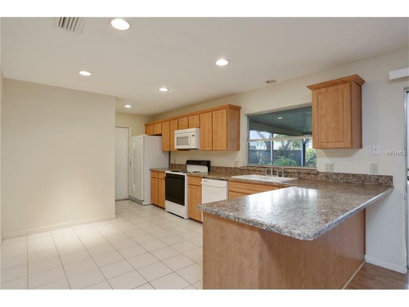 Property Photo:  112 N Pressview Avenue  FL 32750 