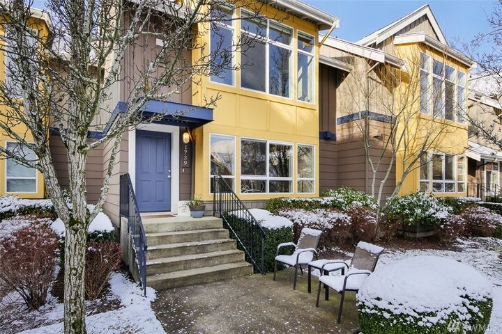 1739 25th Ave NE  Issaquah WA 98029 photo