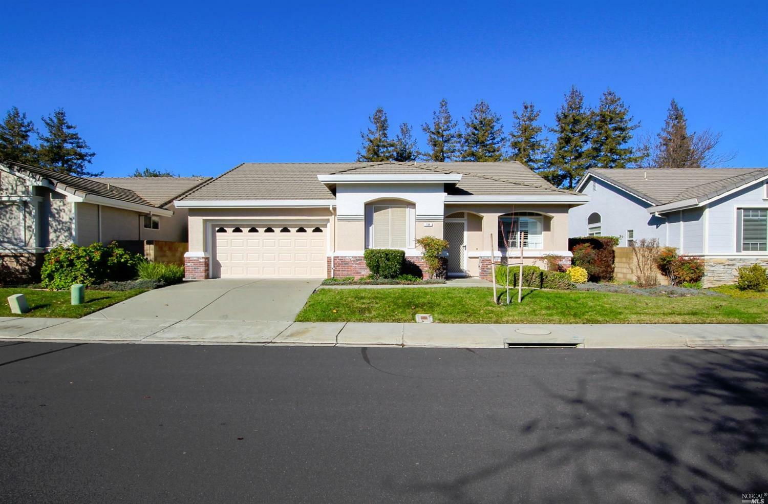 154 Mandarin Circle  Vacaville CA 95687 photo