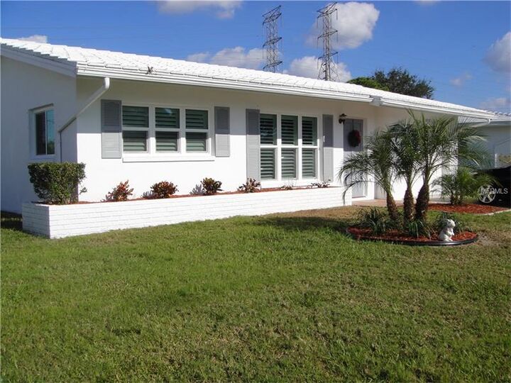Property Photo: 9703 41st Street N 2 FL 33782