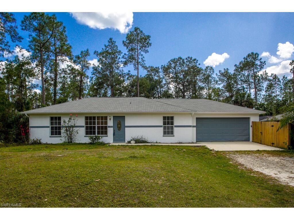 Property Photo: 3790 8th Avenue NE FL 34120