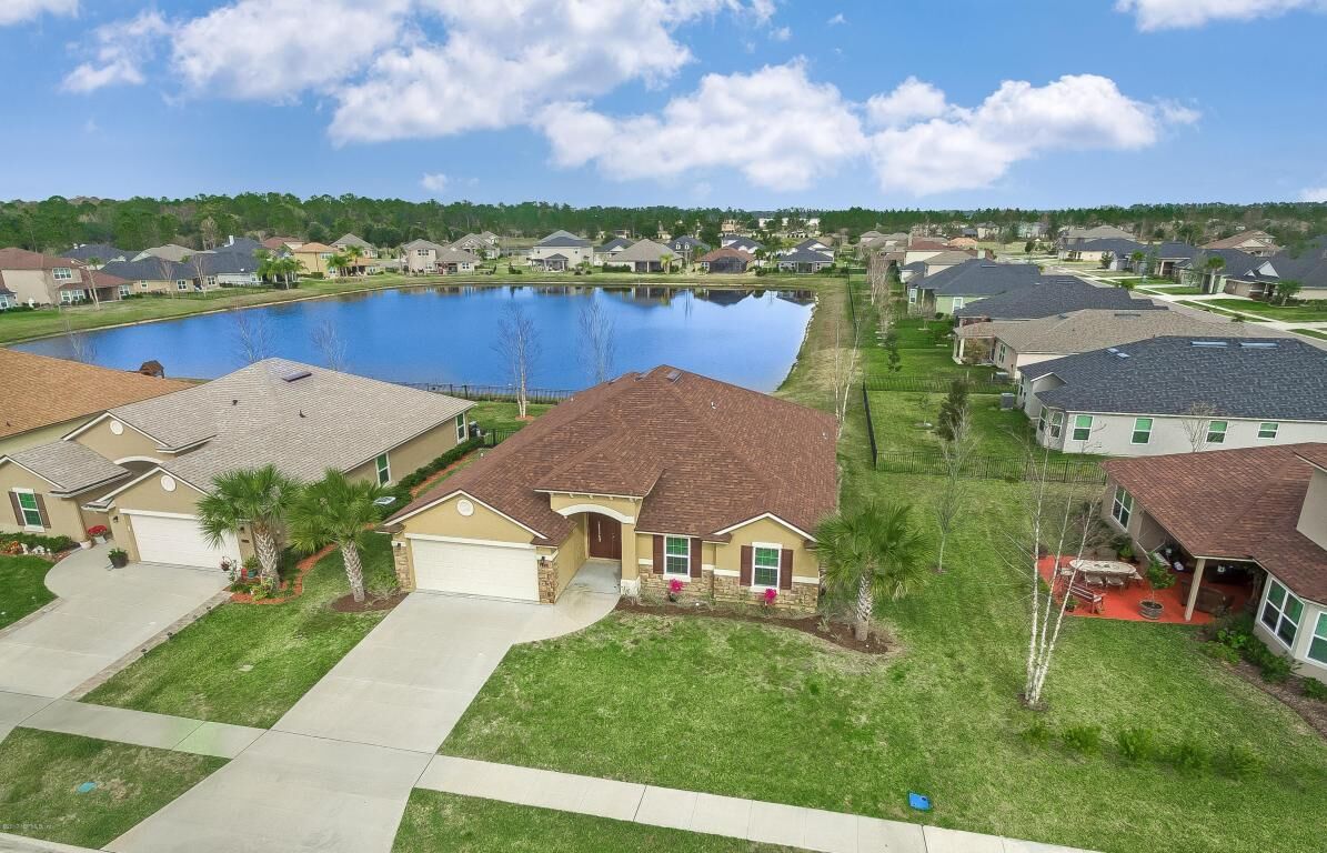 Property Photo:  420 Palazzo Circle  FL 32092 