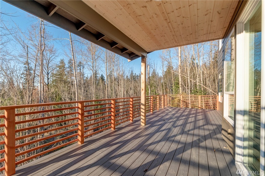 Property Photo: 3427 Sussex Dr WA 98226