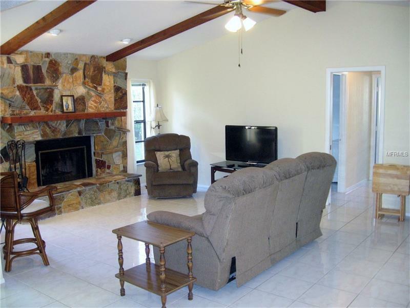 Property Photo:  1338 Washington Drive  FL 34293 