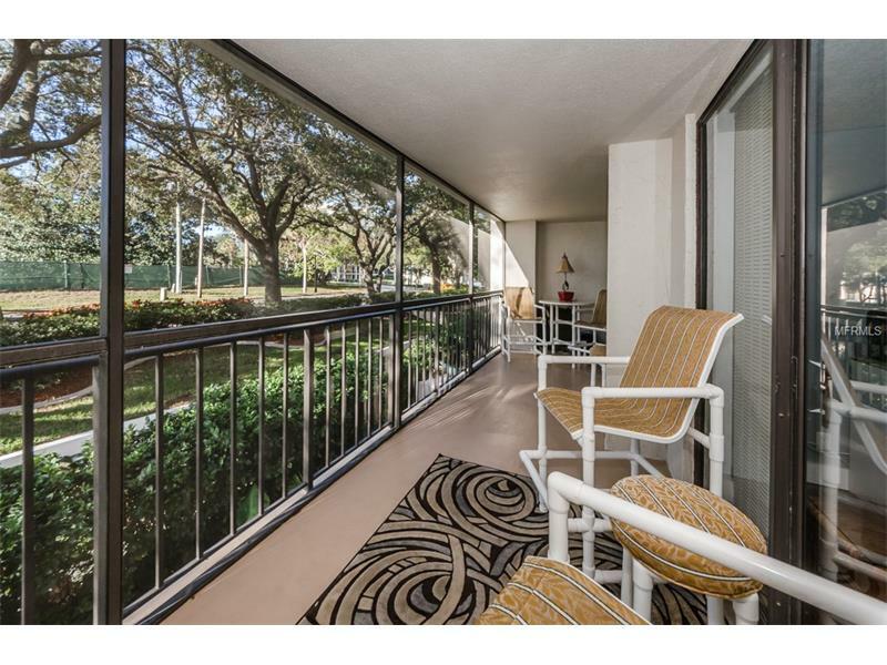 Property Photo:  220 Belleview Boulevard 203  FL 33756 