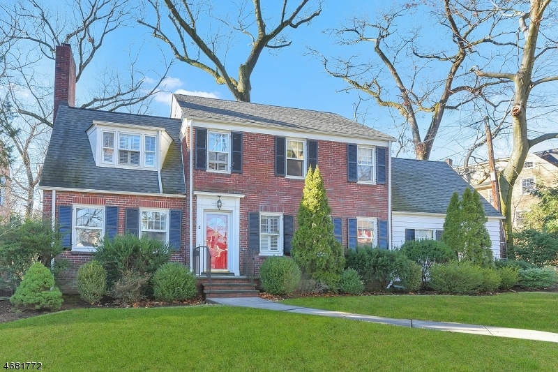 Property Photo: 4 Cambridge Rd NJ 07028