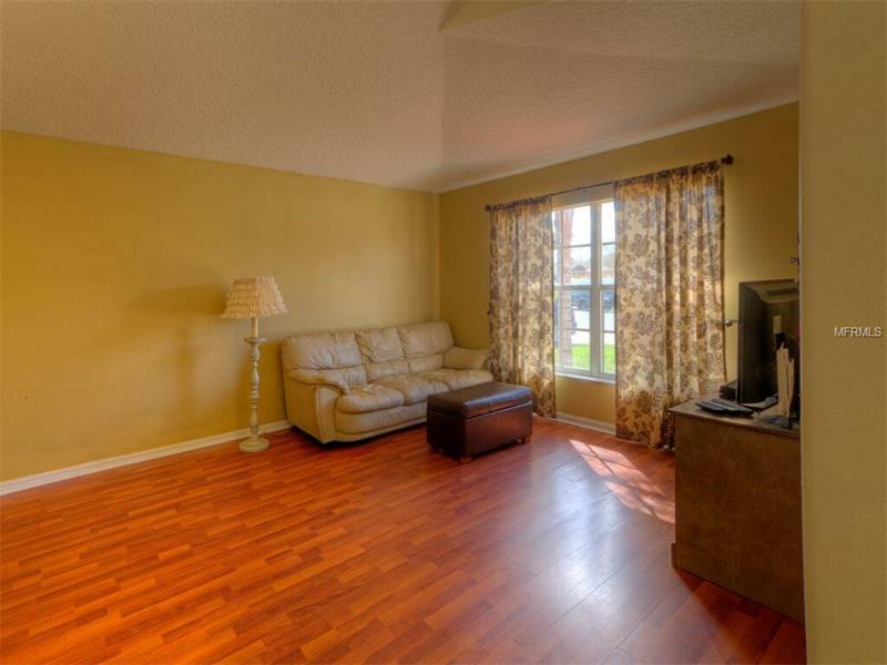 Property Photo:  10808 Flycast Circle  FL 32825 