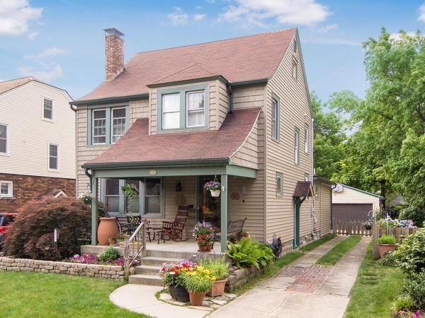 Property Photo:  829 Vernon Road  OH 43209 