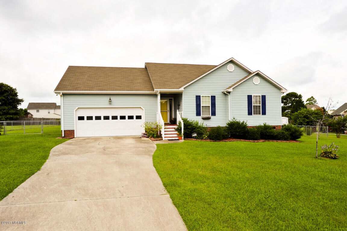 Property Photo:  131 Kanton Drive  NC 28540 