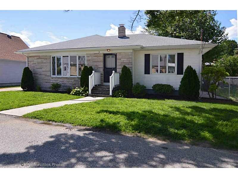 Property Photo:  9 Grandview Avenue  RI 02919 
