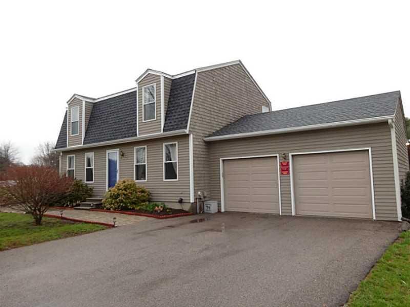 Property Photo:  13 Teaberry Lane  RI 02832 