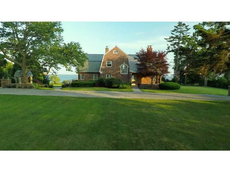 Property Photo:  121 Nayatt Road  RI 02806 