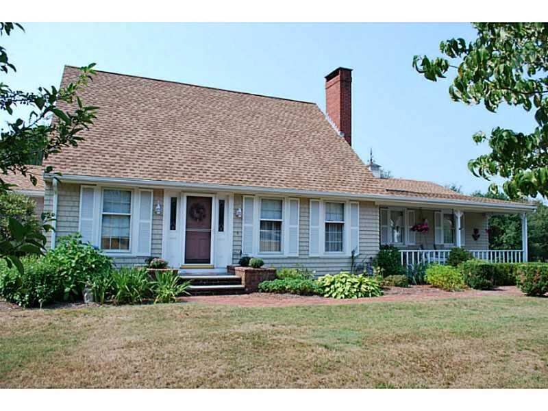 Property Photo:  1 Valley Stream Drive  RI 02864 