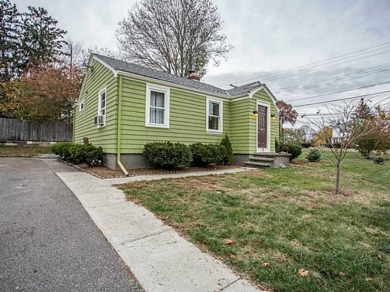 Property Photo:  7 Lyman Street  RI 02915 