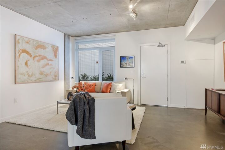 Property Photo: 501 Roy St M-214 WA 98109