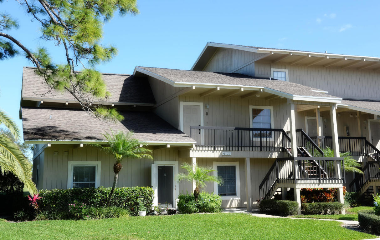 Property Photo:  9179 SE Riverfront Terrace B  FL 33469 